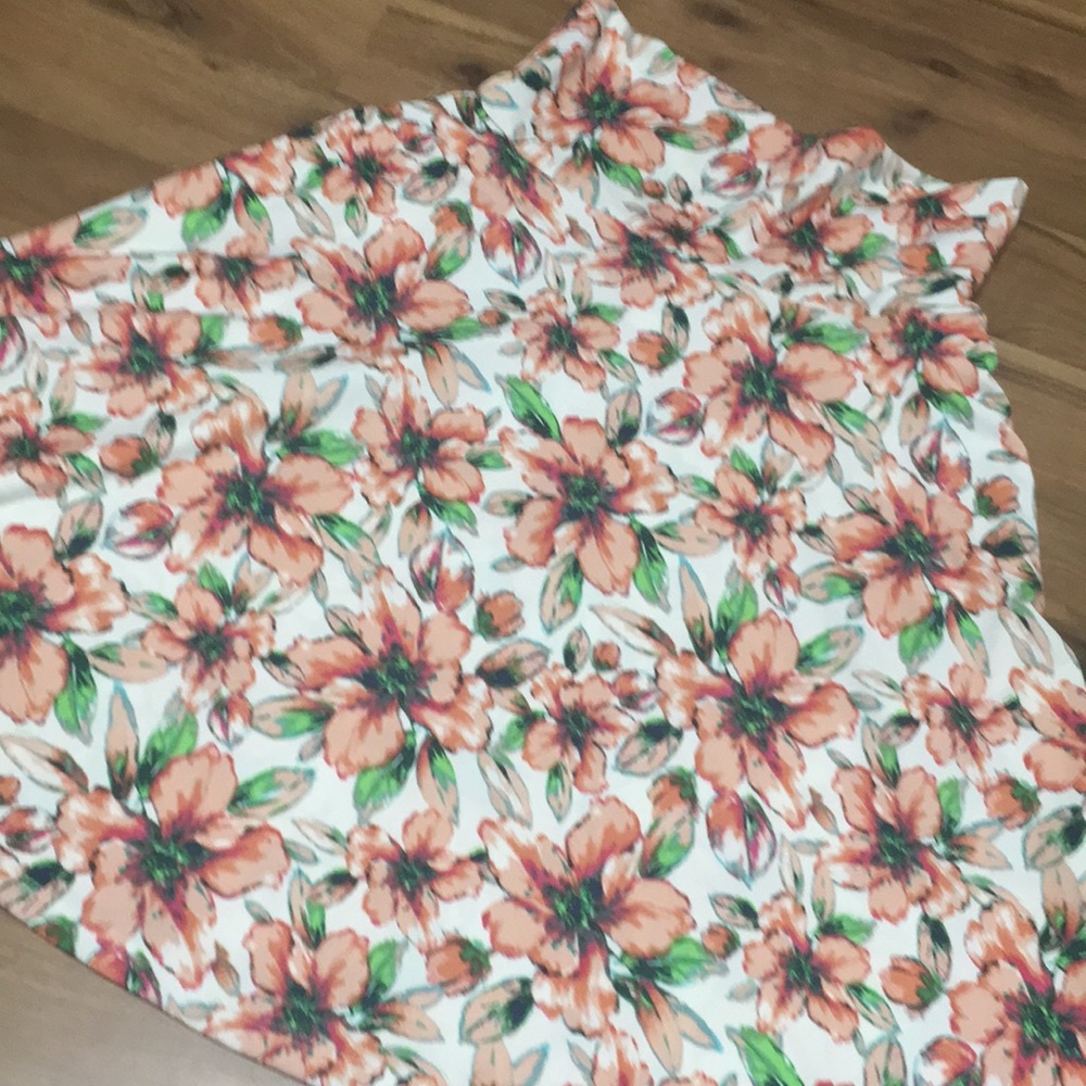 NWT - Floral Ventura Skirt - XSmall